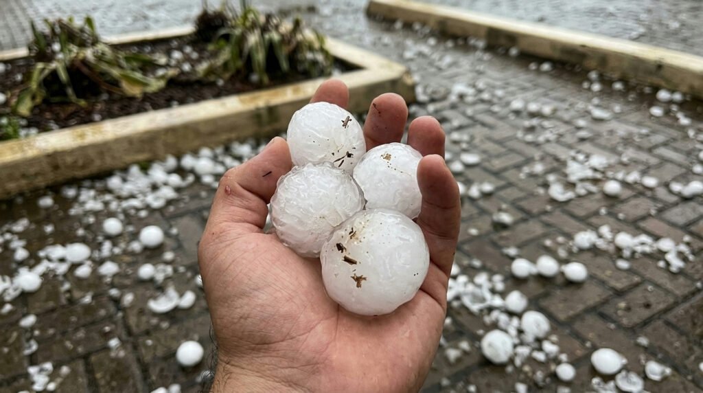 Alerta de granizo e temporais atinge o Sul do Brasil nesta terça-feira