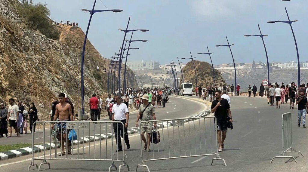 Crise migratória em Ceuta: especialistas debatem a controversa anuência de Marrocos