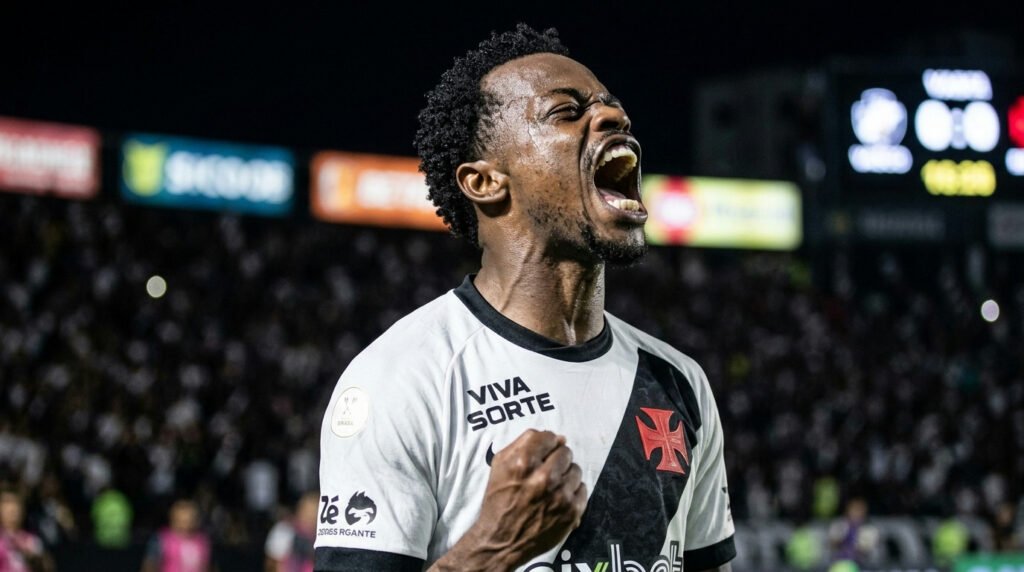 Vasco e Palmeiras garantem vaga e se preparam para clássico na semifinal da Copa do Brasil