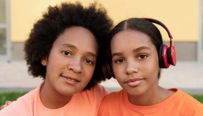 ADOLESCENTES IBES