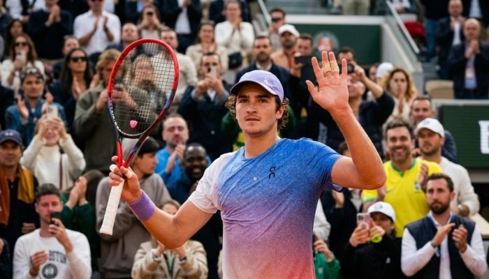 Desconforto abdominal tira João Fonseca do Masters 1000 de Cincinnati