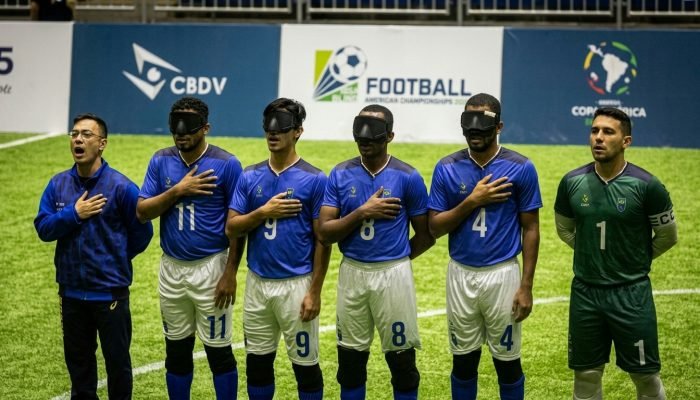 Seleção brasileira de futebol de cegos disputa semifinal da Copa América contra Costa Rica